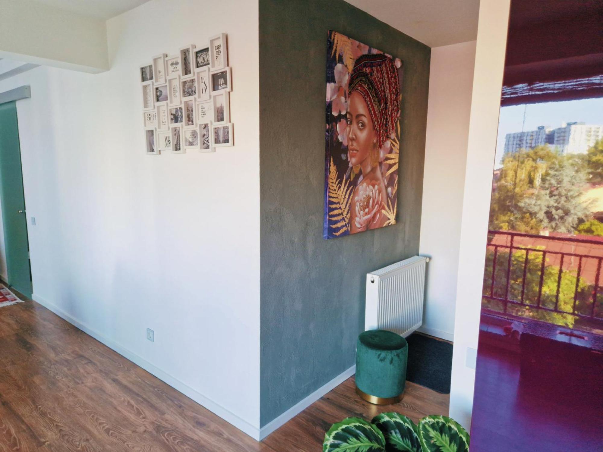 Apartment Free Parking & Self Check-in Westside Near The Lake, Lacul Morii, Near Metro Stations Sector 6